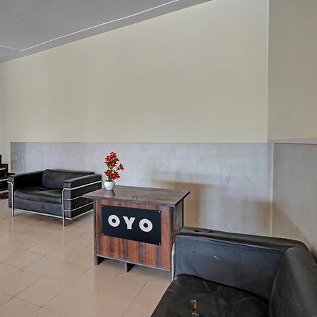 Hotel O Abhinav Hotel Noida Exterior photo